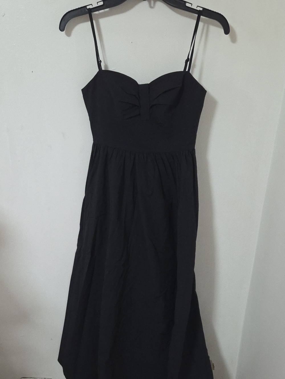 Love Bonito Black Padded Spaghetti-Strap Midi Dress Small